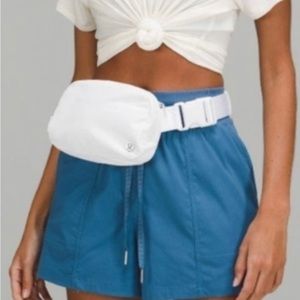 White Lululemon Everywhere Belt Bag!!